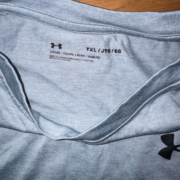 Under Armour Boy’s Light Gray Short Sleeve Tee - Picture 2 of 3